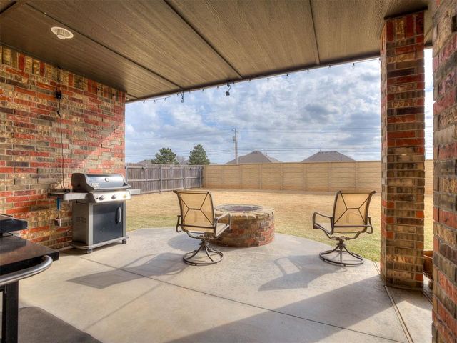 8720 NW 109th Terrace, Oklahoma City, OK 73162