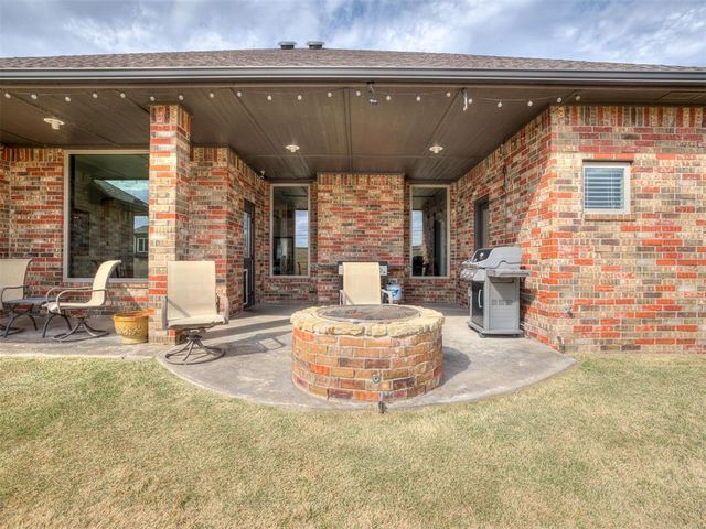 8720 NW 109th Terrace, Oklahoma City, OK 73162