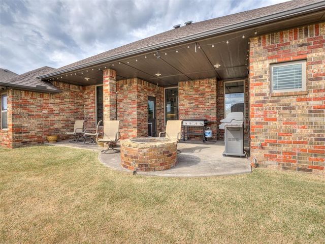 8720 NW 109th Terrace, Oklahoma City, OK 73162