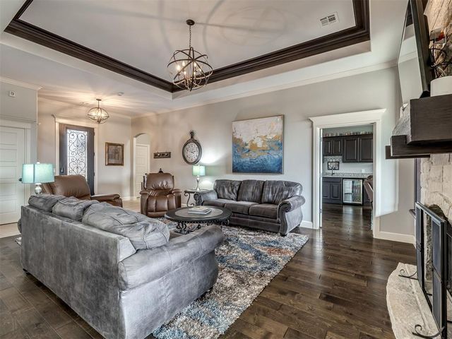 8720 NW 109th Terrace, Oklahoma City, OK 73162