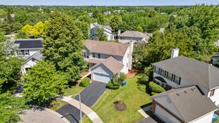 2462 Green Valley Court, Aurora, IL 60503