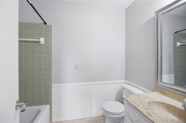 9914 E 22nd Place, Tulsa, OK 74129