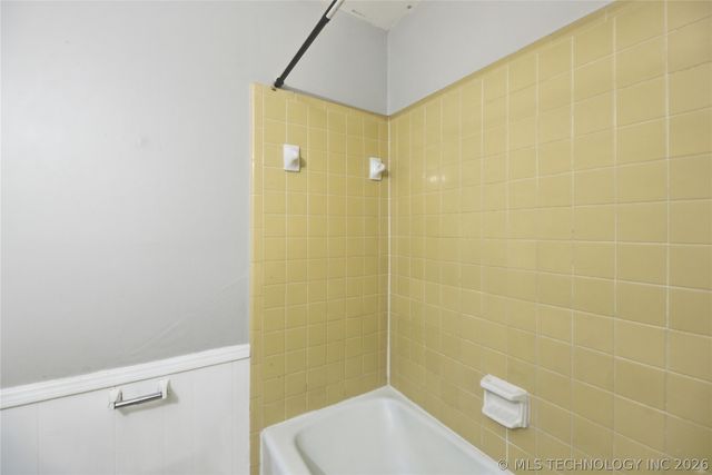 9914 E 22nd Place, Tulsa, OK 74129