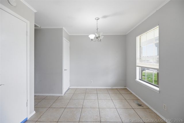 9914 E 22nd Place, Tulsa, OK 74129