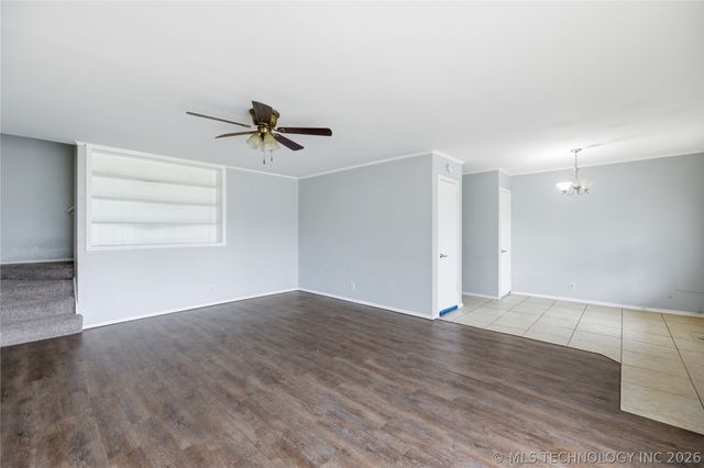 9914 E 22nd Place, Tulsa, OK 74129