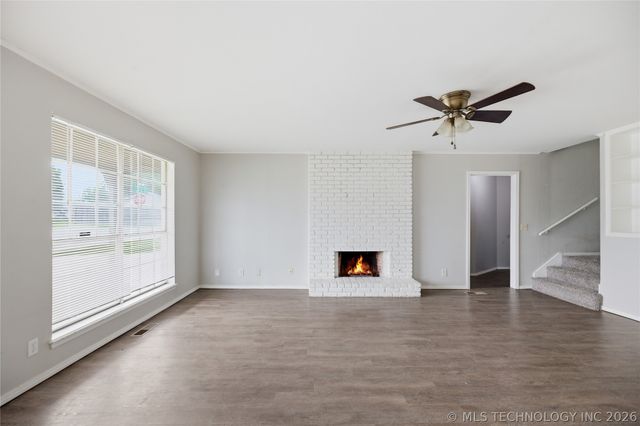 9914 E 22nd Place, Tulsa, OK 74129
