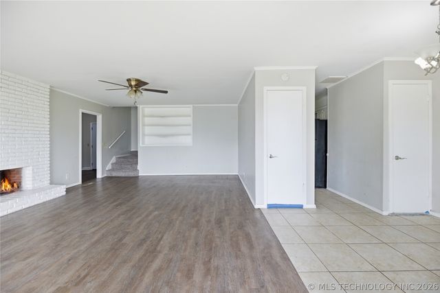 9914 E 22nd Place, Tulsa, OK 74129
