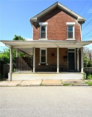 697 E Main St, Monongahela, PA 15063