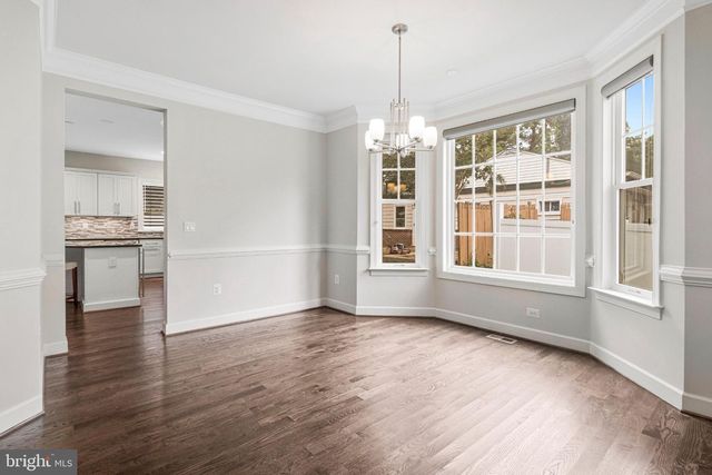 7223 PINE DR, Annandale, VA 22003