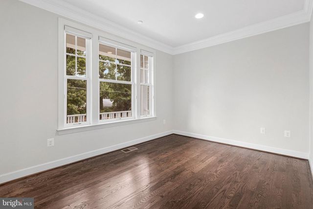 7223 PINE DR, Annandale, VA 22003
