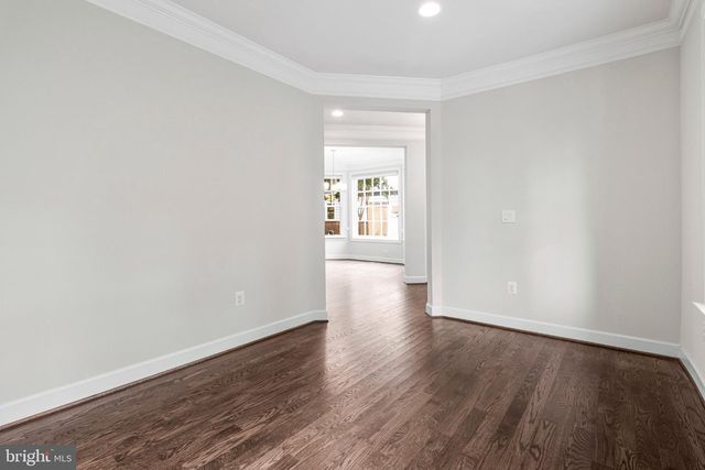 7223 PINE DR, Annandale, VA 22003