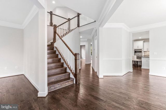 7223 PINE DR, Annandale, VA 22003