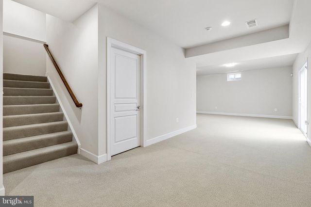 7223 PINE DR, Annandale, VA 22003