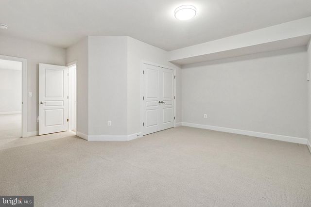 7223 PINE DR, Annandale, VA 22003