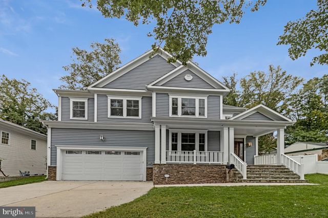 7223 PINE DR, Annandale, VA 22003