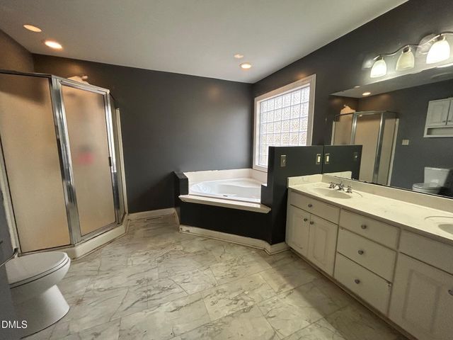 1220 Oxford Outer Loop Road, Oxford, NC 27565