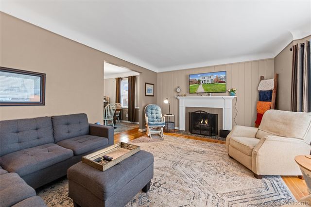 2621 Woodland Avenue, Royal Oak, MI 48073