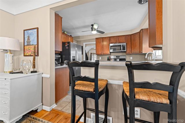 2621 Woodland Avenue, Royal Oak, MI 48073