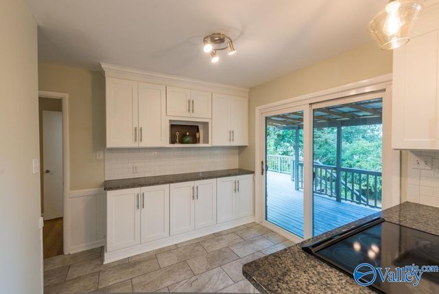 5825 Jones Valley Drive SE, Huntsville, AL 35802