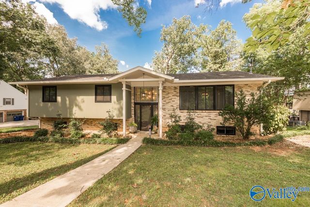 5825 Jones Valley Drive SE, Huntsville, AL 35802