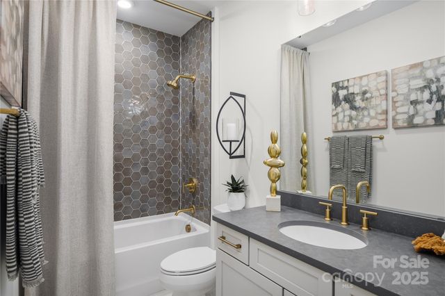 5317 Mint Harbor Way 311, Charlotte, NC 28269