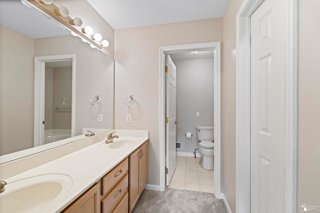 6647 Greenbriar Lane, Temperance, MI 48182