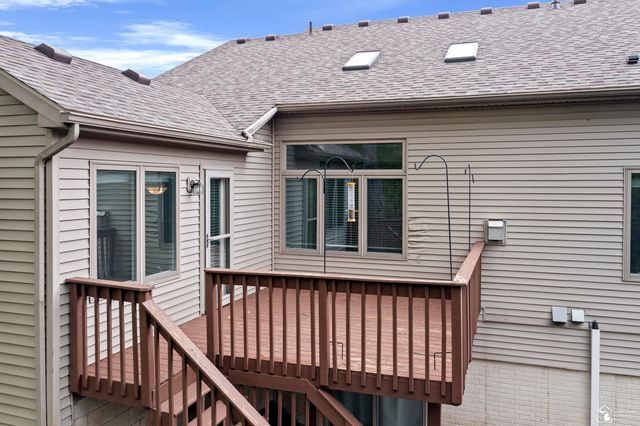 6647 Greenbriar Lane, Temperance, MI 48182
