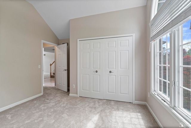 6647 Greenbriar Lane, Temperance, MI 48182