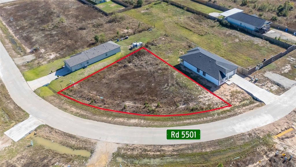 700 Road 5501, Cleveland, TX 77327