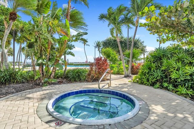 2451 Brickell Ave 6N, Miami, FL 33129