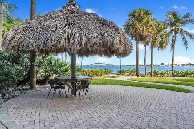 2451 Brickell Ave 6N, Miami, FL 33129