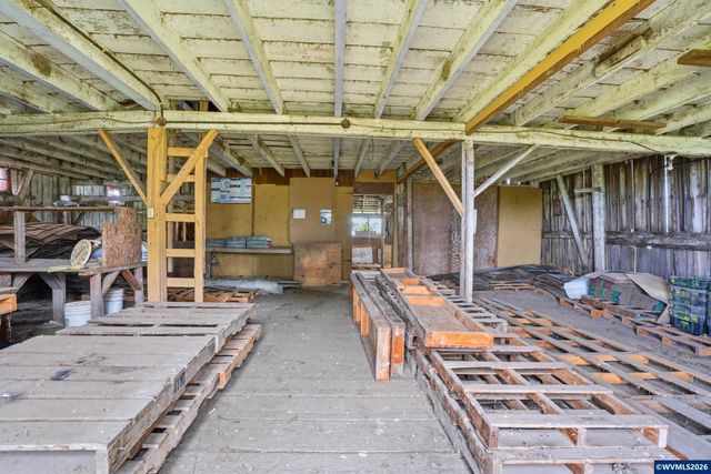 8962 S Heinz Rd, Canby, OR 97013