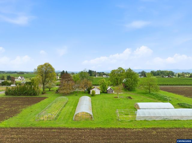 8962 S Heinz Rd, Canby, OR 97013