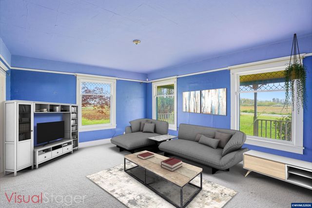 8962 S Heinz Rd, Canby, OR 97013