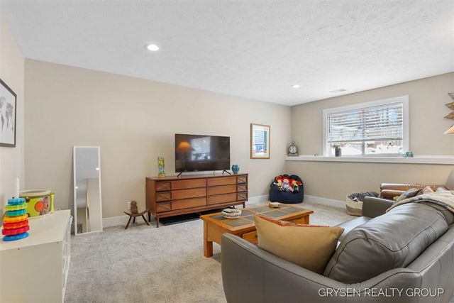 3924 Elderberry Drive, Holland, MI 49424