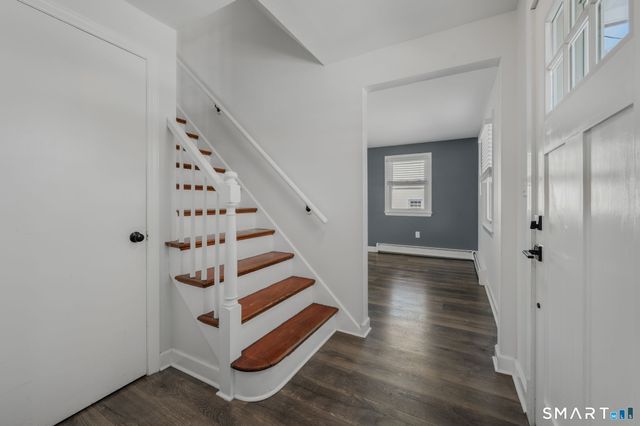 31 Pegasus Drive, Groton, CT 06340