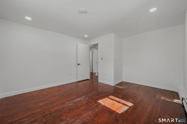 31 Pegasus Drive, Groton, CT 06340