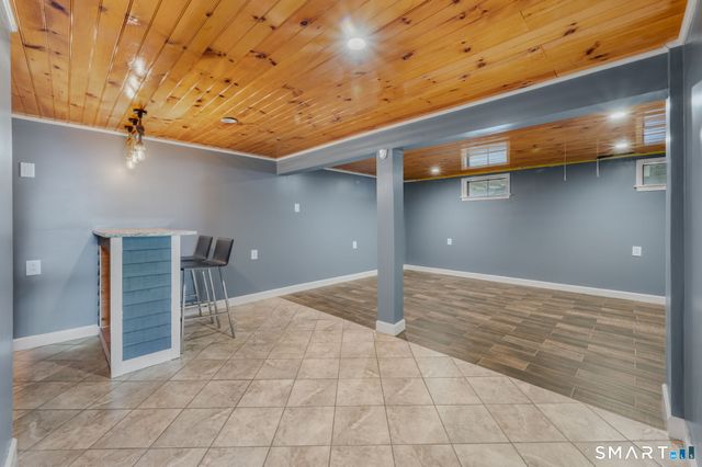 31 Pegasus Drive, Groton, CT 06340