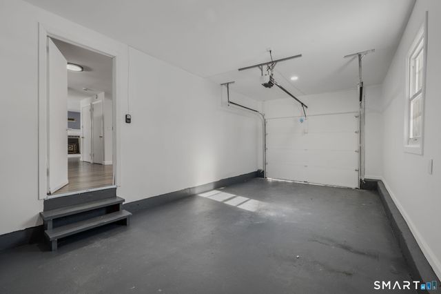 31 Pegasus Drive, Groton, CT 06340