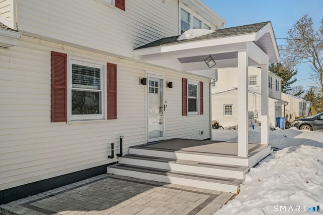 31 Pegasus Drive, Groton, CT 06340