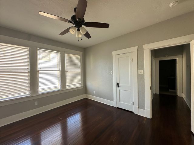 9405 Ashville Drive, Houston, TX 77051