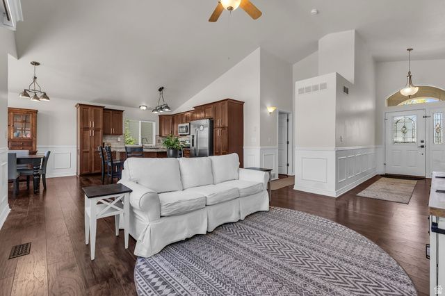 1173 INVERNESS DR, Syracuse, UT 84075