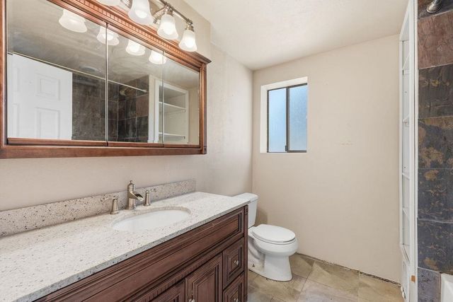 5914 N GATES Ln, Spokane, WA 99217