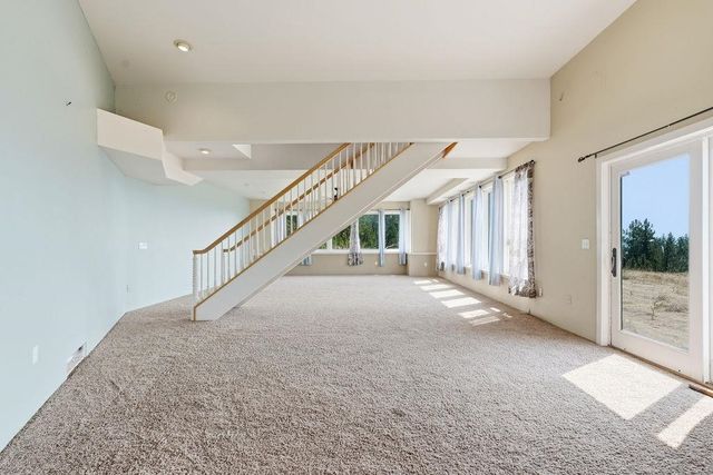 5914 N GATES Ln, Spokane, WA 99217