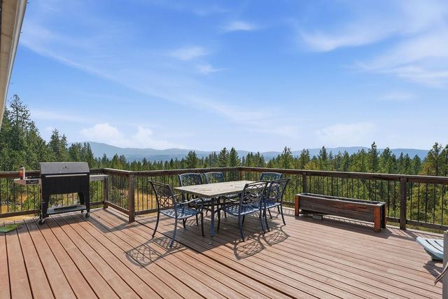 5914 N GATES Ln, Spokane, WA 99217
