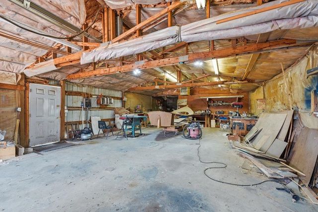 5914 N GATES Ln, Spokane, WA 99217