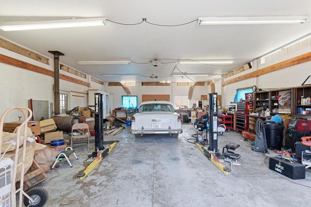 5914 N GATES Ln, Spokane, WA 99217