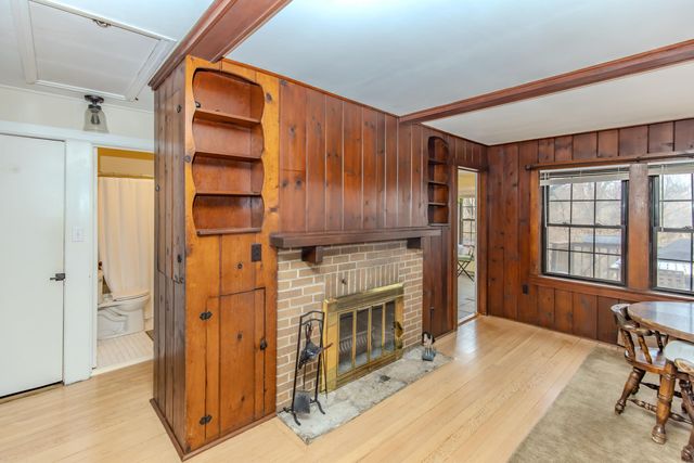 30 Sunset Trail, Portage, IN 46368