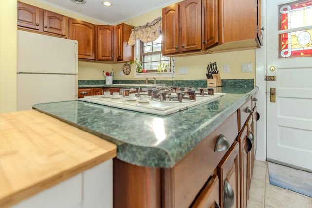 30 Sunset Trail, Portage, IN 46368