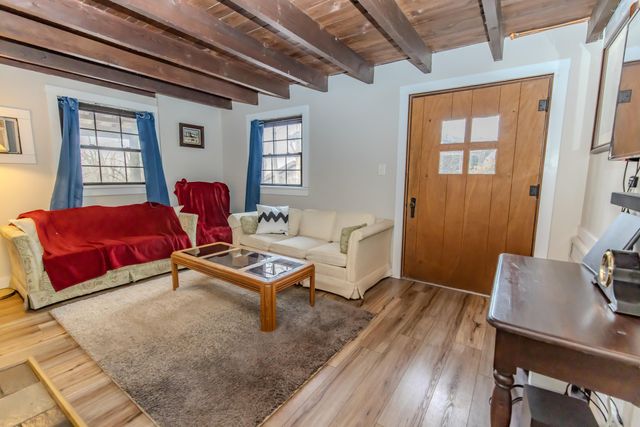 30 Sunset Trail, Portage, IN 46368